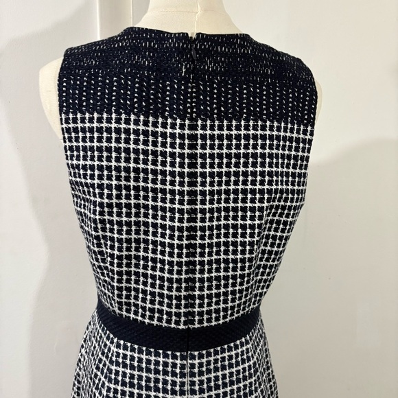 J Crew Sz 6 Navy & White Check Tweed Sleeveless Pencil Dress Knee Length Preppy - Picture 5 of 15